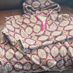 Floral Patterned Hooded Sweatshirt